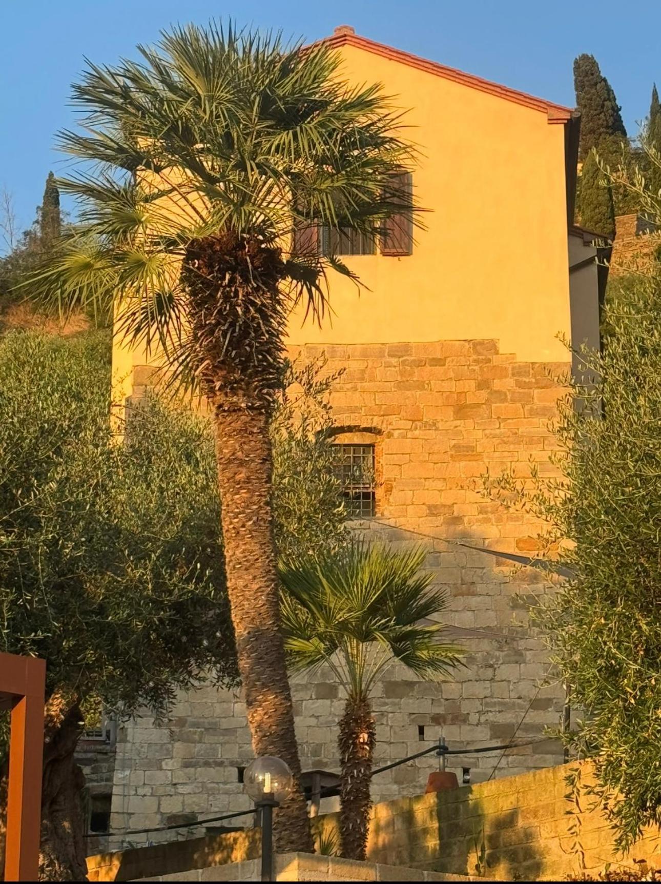 Madonna Del Poggio Cav Aparthotel Scarlino Bagian luar foto